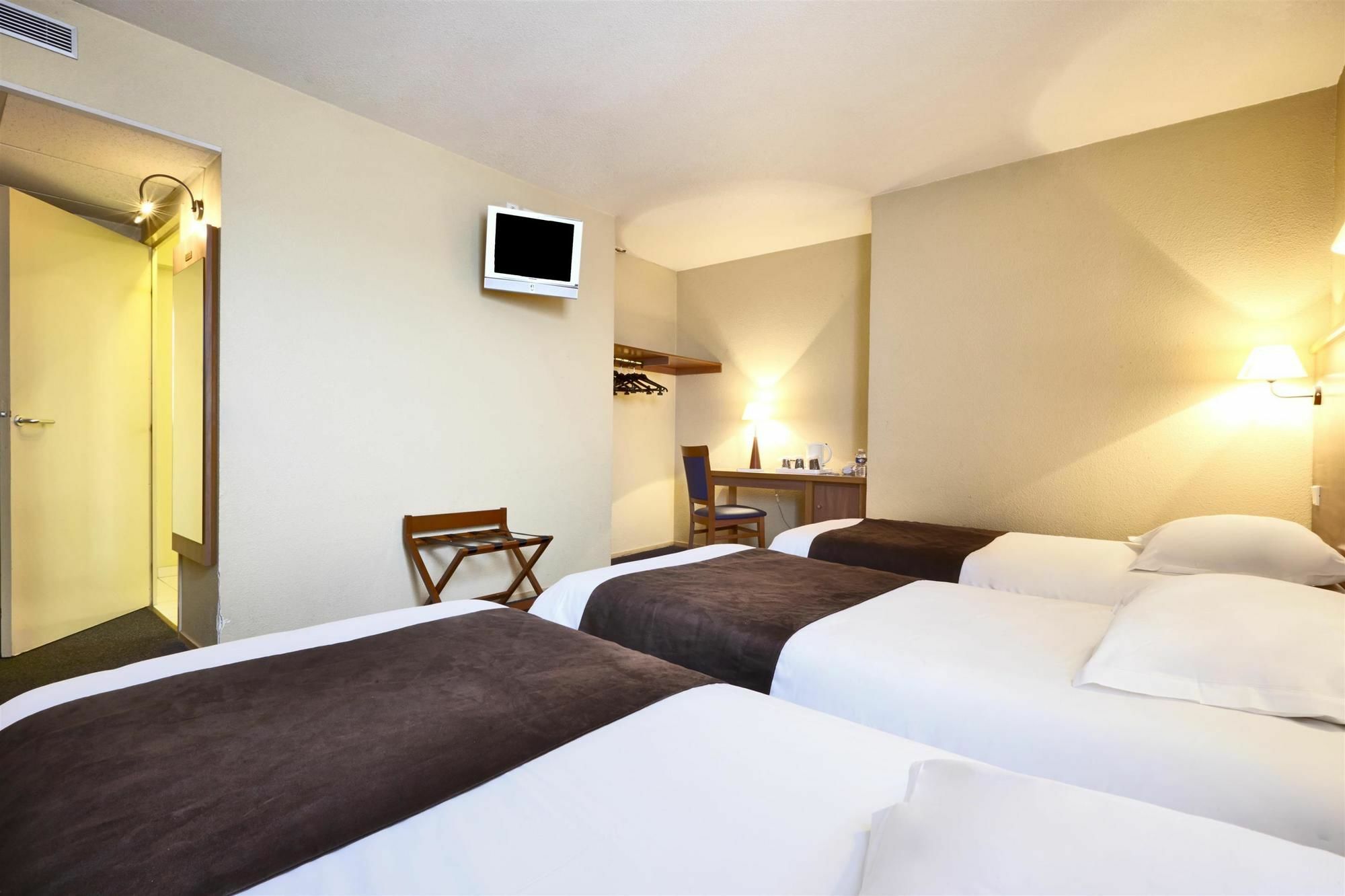 Ibis Styles Toulouse Centre Canal Du Midi Exterior photo